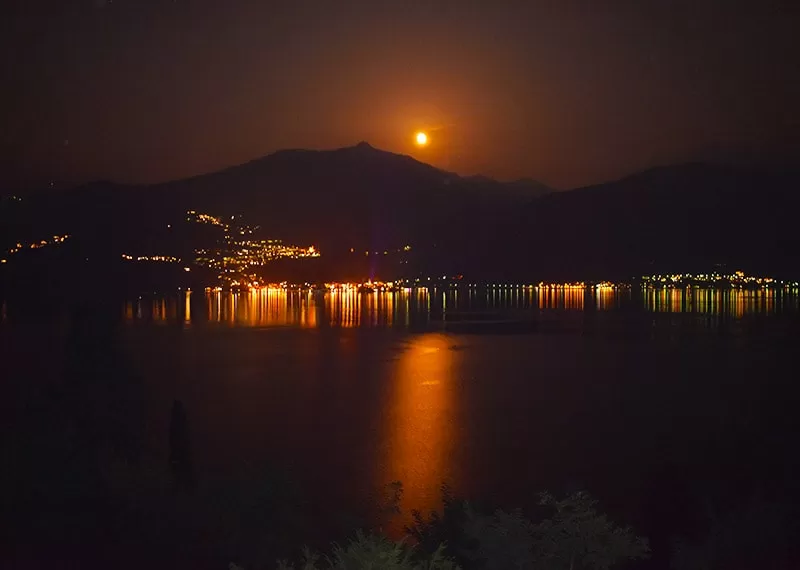 Night Boat tour on Lake Como